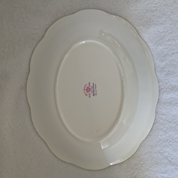 Vintage Royal Albert Petit Point  Oval Vegetable Serving Bowl Bone China - Picture 5 of 7